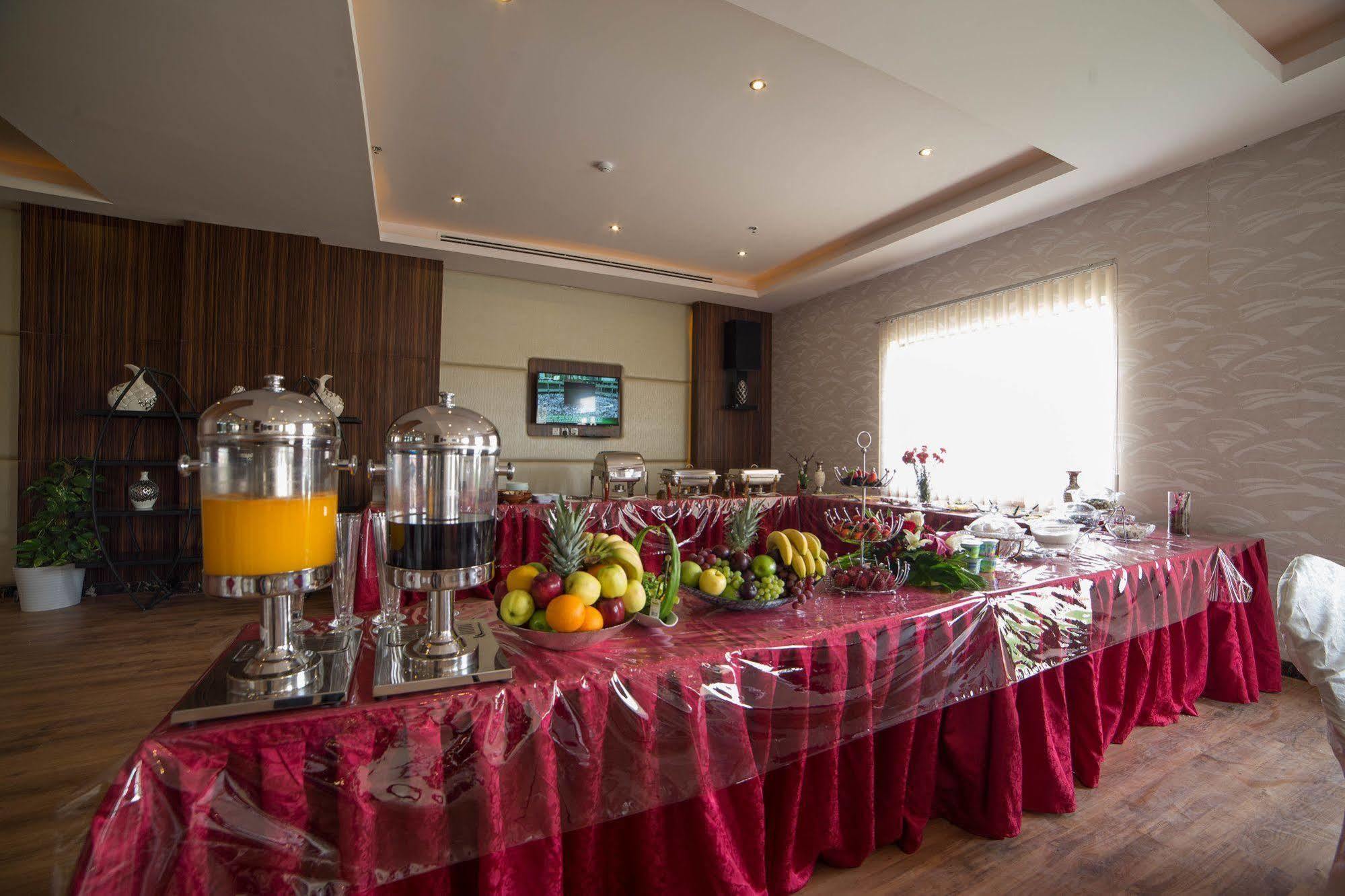 Raoum Inn Buraydah Екстер'єр фото